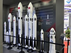 航天火箭展示模型制作工厂,航天科技展模型定制厂家