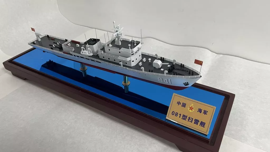 081海军扫雷舰微缩模型制作工厂,航空母舰模型生产工厂