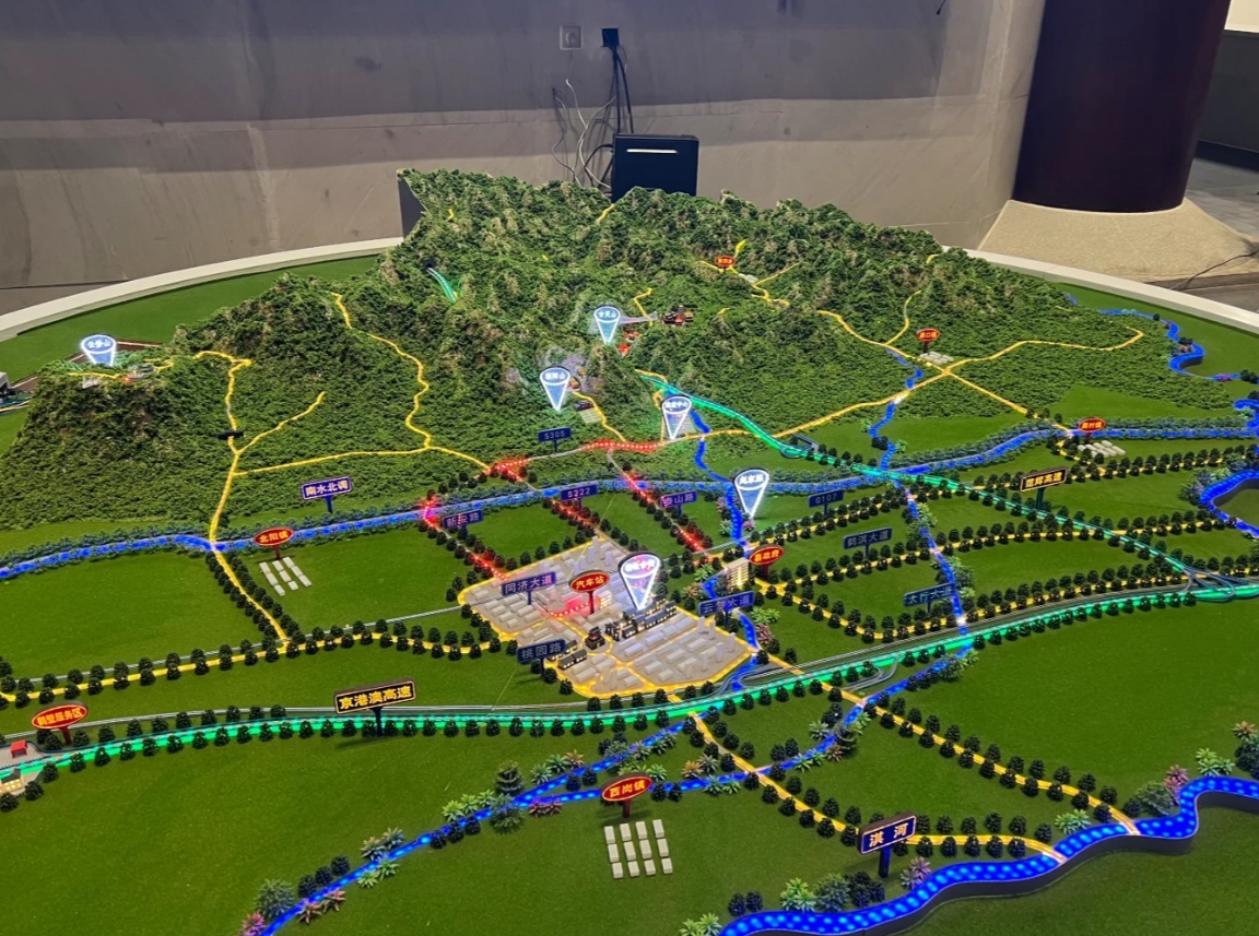 Tourist Attraction Model Manufacturing Factory