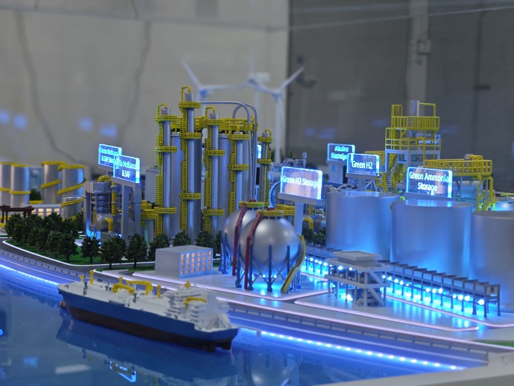 industrial equipment model manufacturer
