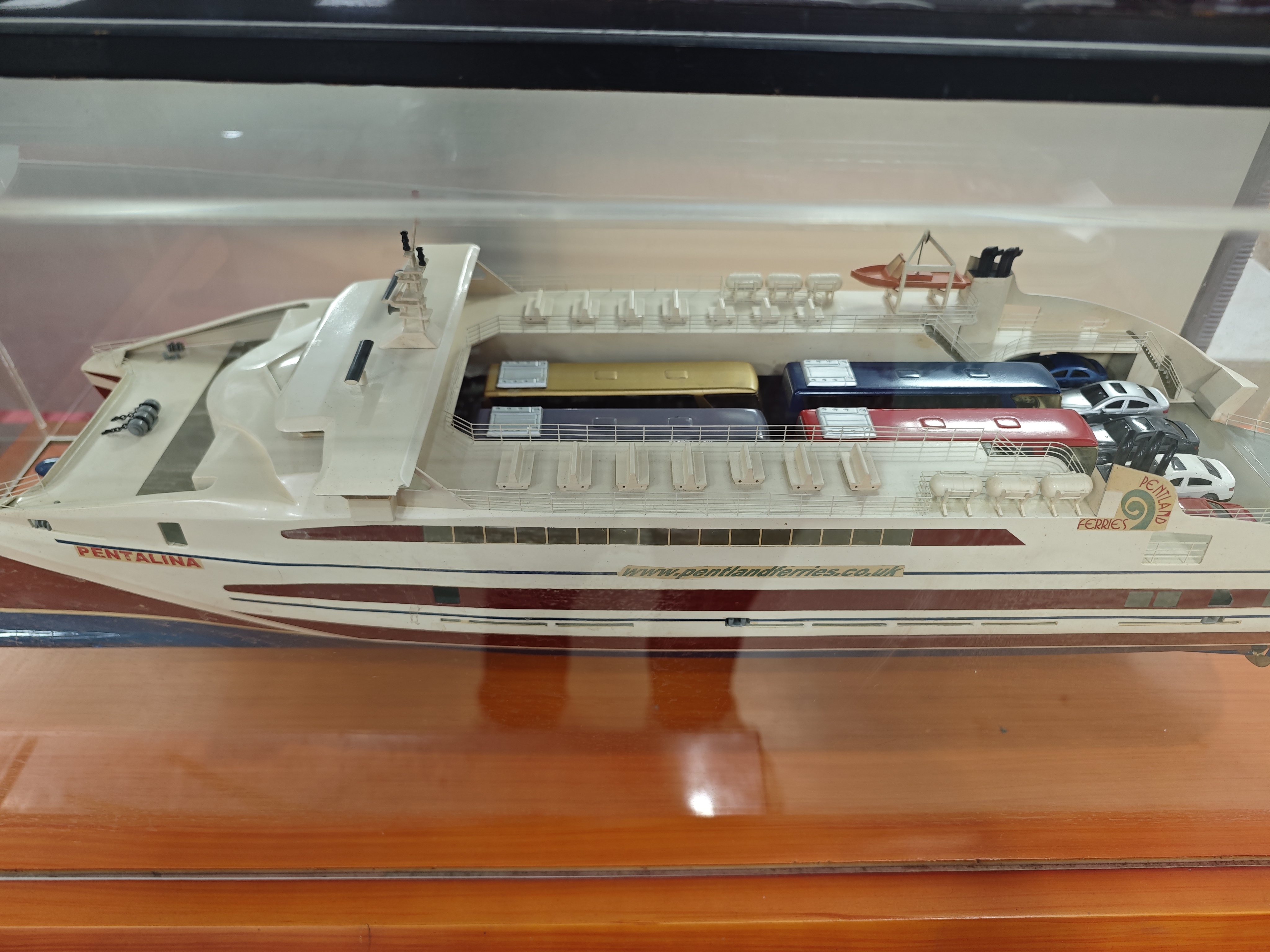 High-Precision Prototyping  Customized ship models