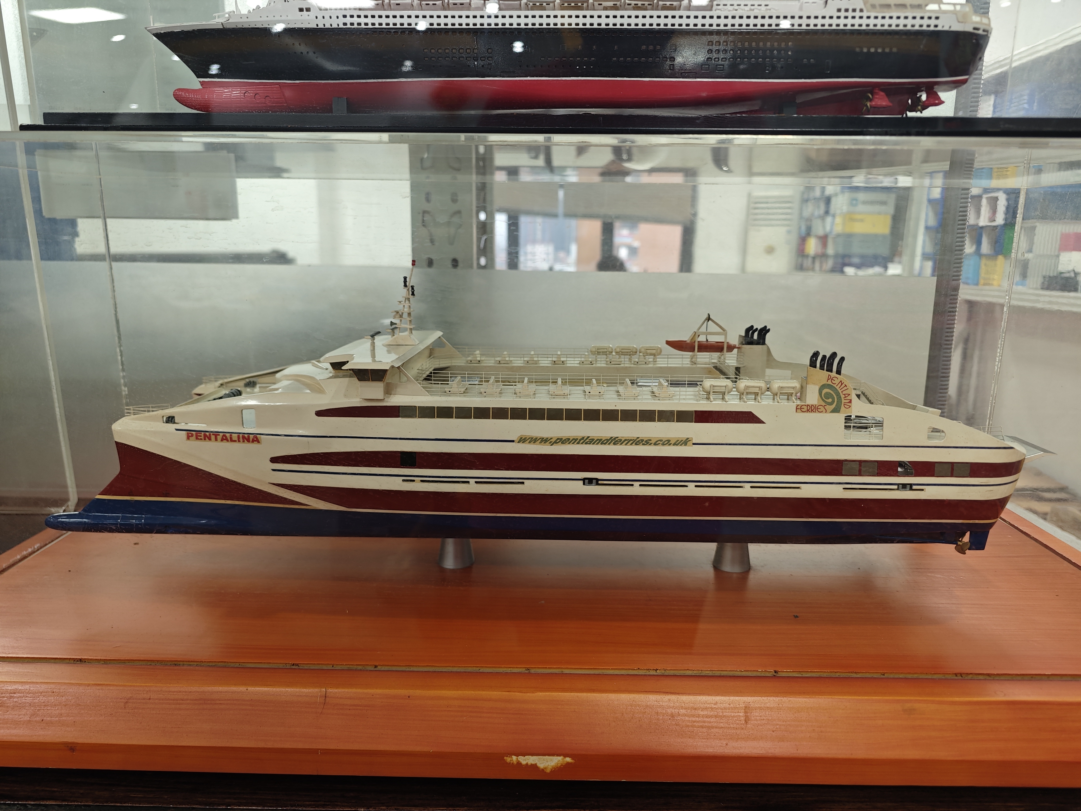 High-Precision Prototyping  Customized ship models