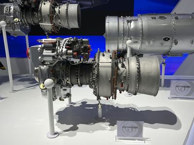 1:1发动机模型定制_工业机械设备模型制作公司