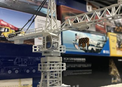 塔式起重机模型展示制作工厂,工程设备模型定制厂家