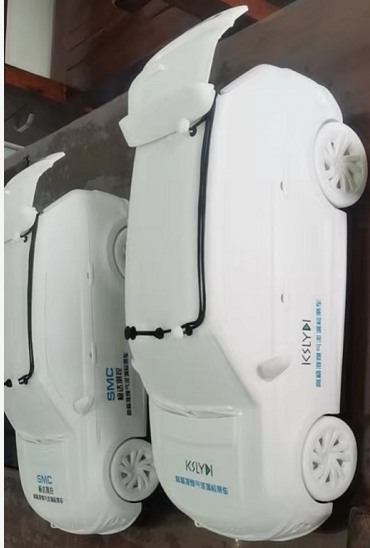 Customized vehicle 3D Mockup