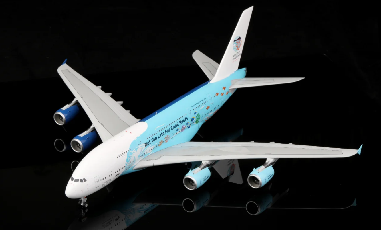 Shocking Mega-sized  Super Large Aircraft Model