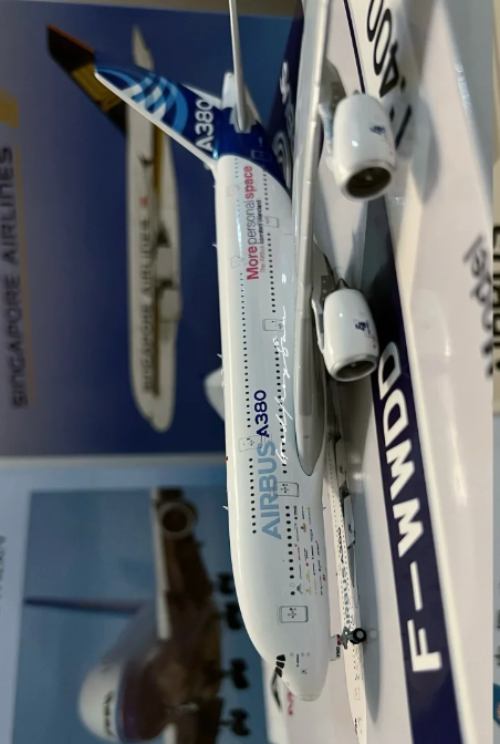 Teaching airplane model